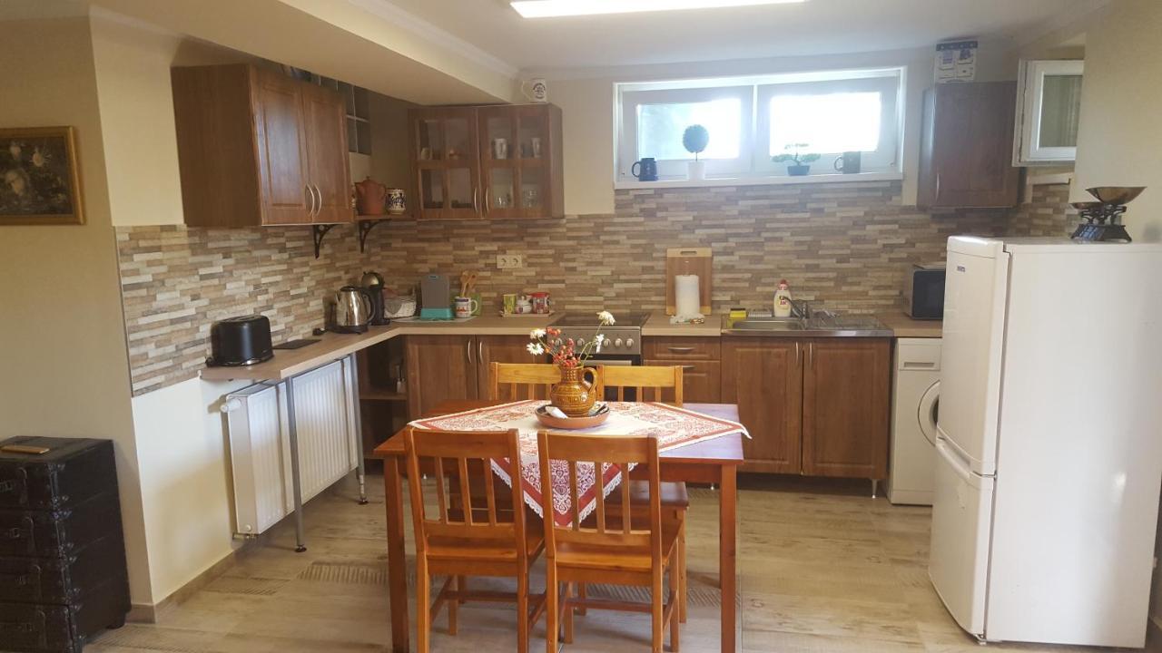 Gyöngyvirág Apartman Keszthely Esterno foto