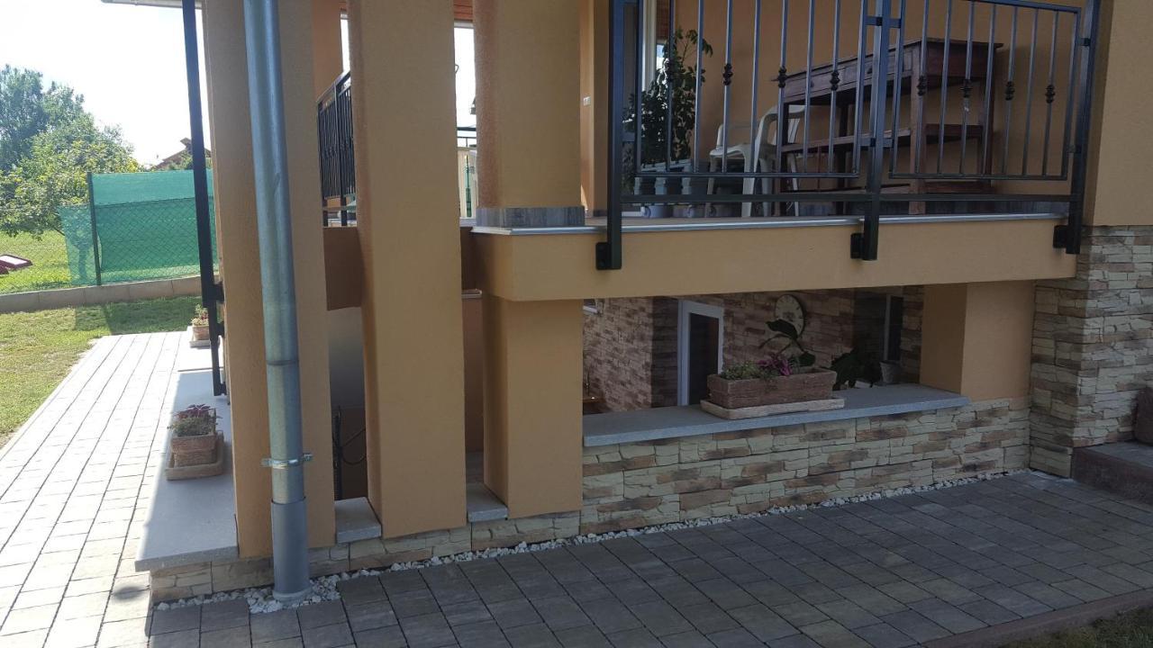 Gyöngyvirág Apartman Keszthely Esterno foto